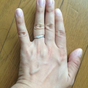 【ケイウノ ブライダル(K.UNO BRIDAL)の口コミ】 指輪のデザイナーさんが、私たちの希望を聞きながら、モチーフをどうする…
