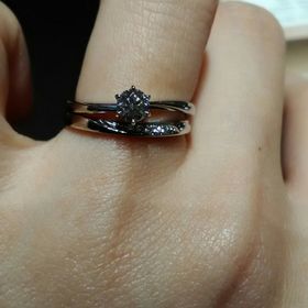 【俄(にわか)の口コミ】 たくさんの中から自分達の雰囲気に合うものをいくつか並べて迷いました。…