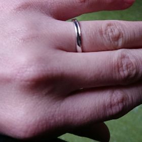 【宝寿堂(ほうじゅどう)の口コミ】 色々なタイプの指輪を試着して、それぞれに対してアドバイスをしていただ…