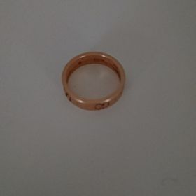 【グッチ(GUCCI)の口コミ】 2人ともグッチが好きで、一生ものになりますのでグッチに決めました。
最…