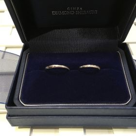 【銀座ダイヤモンドシライシの口コミ】 婚約指輪と重ね付けがしたかったので、やっぱりセットが一番キレイでした…