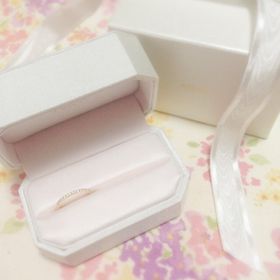 【AHKAH(アーカー)の口コミ】 元々、私がアーカーが好きで初めてのクリスマスプレゼントにアーカーのリ…