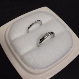 【俄(にわか)の口コミ】 挙式を神前式と決めており、指輪も和の美しさを感じるものに惹かれた。あ…