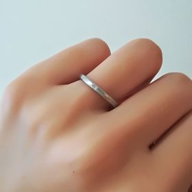 【ギンザタナカブライダル(GINZA TANAKA BRIDAL)の口コミ】 購入の決め手となったのはデザインのシンプルさと値段がリーズナブルだっ…