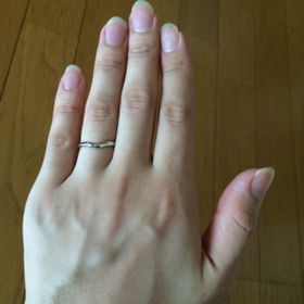 【ティファニー(Tiffany & Co.)の口コミ】 ティファニーのラインが好きなので、だいたいはカーブと指のフィット具合…