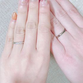 【Ponte Vecchio(ポンテヴェキオ)の口コミ】 私よりも夫の方がこだわりが強く、石無しはシンプル過ぎる！でも派手だと…