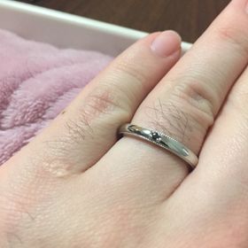 【エクセルコダイヤモンド(EXELCO DIAMOND)の口コミ】 デザインがよく、お値段がお手頃でした。
男性ものは、デザインがシンプル…