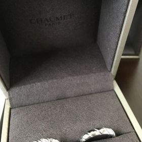 【ショーメ(CHAUMET)の口コミ】 婚約指輪無しの予定だったことと、普段から指輪をつける習慣がなかったこ…