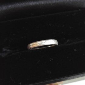 【agete(アガット)の口コミ】 派手すぎず、それでいて少し個性的なデザインのものを探していたので、ア…