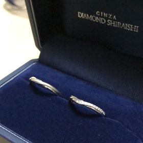 【銀座ダイヤモンドシライシの口コミ】 決め手は奥さんが好きなデザインのものを見つけれたのでそれにした感じで…
