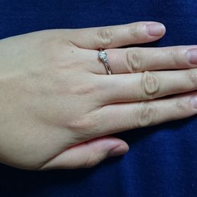 【アネリディギンザ(ANELLI DI GINZA)の口コミ】 デザインがとても良かった。こんなに大きいメレダイヤがついているデザイ…