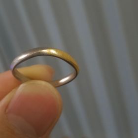 【mina.jewelry(ミナジュエリー)の口コミ】 オーダーメイドで、金属や表面の加工、内側の刻印も選んでオリジナルの指…