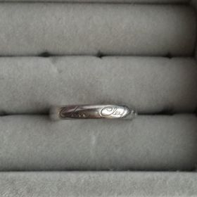 【ヴァン クリーフ＆アーペル(Van Cleef & Arpels)の口コミ】 しっかりとした存在感のあるリングが希望でした。ブランドはヴァンクリー…