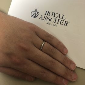 【ROYAL ASSCHER(ロイヤル・アッシャー)の口コミ】 デザインがとても良かったです。また、他のブランドではあまり見ないくす…