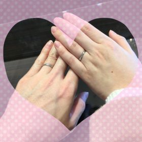 【JEWELRY  KAMATA(ジュエリーかまた)の口コミ】 太さがちょうどよくて、付けると指が長く見えるので選びました。
シンプル…