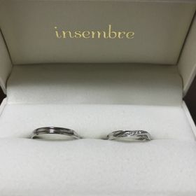 【insembre(インセンブレ)の口コミ】 飾り過ぎずにアクセントがあって一目で気に入りました。多少は似たような…