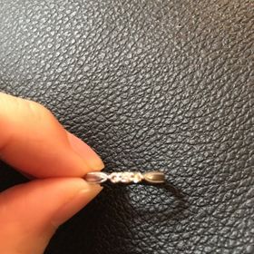 【エクセルコダイヤモンド(EXELCO DIAMOND)の口コミ】 婚約指輪のようなデザインを常に身につける結婚指輪にしたかったので、ダ…