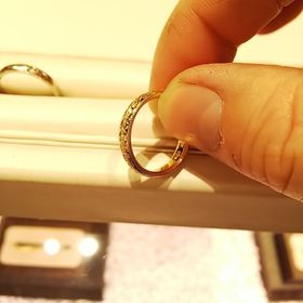 【ISLANDS(アイランズ)の口コミ】 厚さとフィット感が抜群ですごくつけやすかったです。ただ、つけててかな…