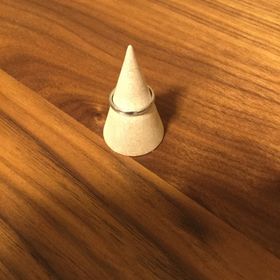 【ete(エテ)の口コミ】 真ん中のゴールドのラインが赤い糸を表しているという意味を聞いて、とて…