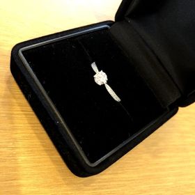 【Desserts(デザート)の口コミ】 後からデザインが変更できるものだったので、彼女のイメージ通りのものを…