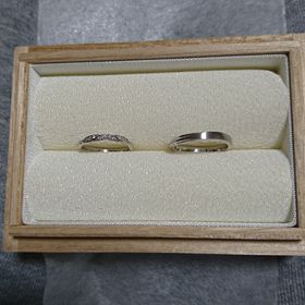 【彩乃瑞(IRONOHA)の口コミ】 披露宴会場が庭園のため、和の雰囲気があるものにしました。普段は指輪を…