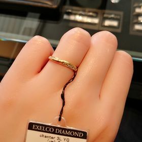 【エクセルコダイヤモンド(EXELCO DIAMOND)の口コミ】 ネットで商品を見た段階で、すごく気になっていたデザインでした。好きな…
