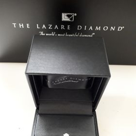 【ラザール ダイヤモンド(LAZARE DIAMOND)の口コミ】 相手があげたいと言ってくれたので見に行きましたが、デザインはどこも似…