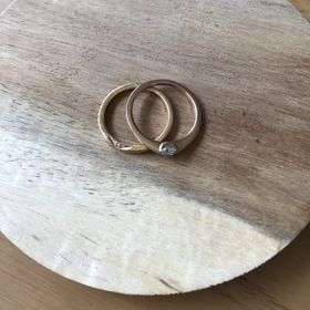 【Love Bond(ラブボンド)の口コミ】 婚約指輪をネットで見つけて、「これがいい！」と一目惚れしました。
ダイ…