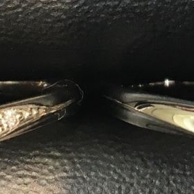 【ラザール ダイヤモンド(LAZARE DIAMOND)の口コミ】 シンプルではないものを探していました。ダイヤモンドの輝きが好きで、そ…