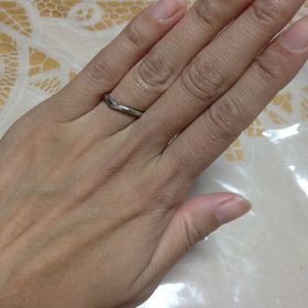 【アイプリモ(I-PRIMO)の口コミ】 結婚指輪を購入しようと2人で来店し男性でも長くつけれるシンプルな物を主…