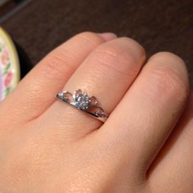 【Dolfani(ドルファーニ )の口コミ】 普通のシンプル過ぎる指輪ではなく、可愛いものが好きなので、結婚指輪も…