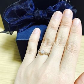 【銀座ダイヤモンドシライシの口コミ】 比較的新しい指輪で今までに購入された方の意見を取り入れ良いとこ取りを…