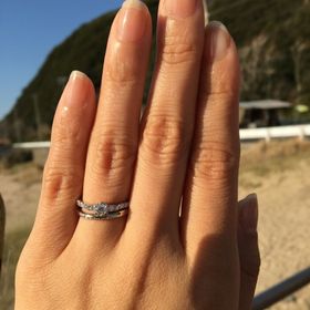 【銀座ダイヤモンドシライシの口コミ】 結婚指輪は毎日つけるものなのでシンプルなデザインを望んでいました。で…