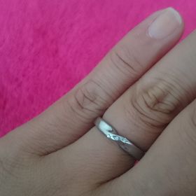 【Toute Ma Vie(トゥトゥマヴィ)】の口コミ ペアでデザインのラインは同じでしたが、女性用にはキュービックジルコニア...