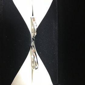 【エクセルコダイヤモンド(EXELCO DIAMOND)の口コミ】 小さいダイヤでもクズ石を使わないところ。メンテナンスが永久保証という…