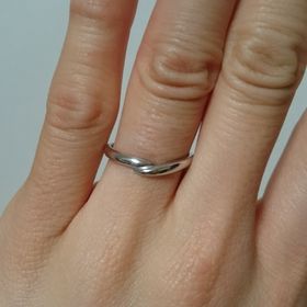 【宝寿堂(ほうじゅどう)の口コミ】 シンプルなものを探していました。しかし、ただのリングだけでは物足りな…