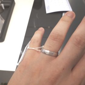 【JEWELRY  KAMATA(ジュエリーかまた)の口コミ】 シンプルなデザインでした。

指輪の太さも太めだったのですが、要望に合…