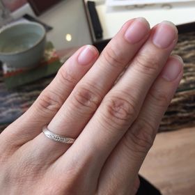 【杢目金屋(もくめがねや)の口コミ】 春の挙式で桜をテーマにしたかった為、桜のデザイン·テーマの指輪…