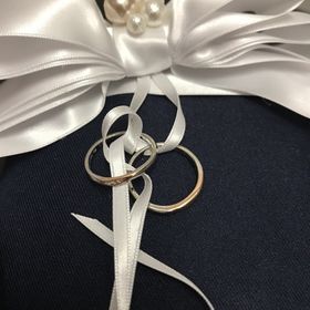 【RosettE(ロゼット)の口コミ】 結婚指輪をネットの画像検索で色々見た時に一目惚れしました。また名前のm…