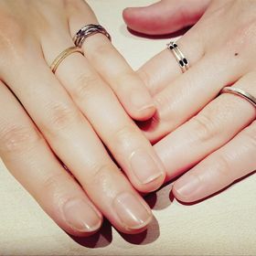 【JEWELRY  KAMATA(ジュエリーかまた)の口コミ】 シンプルなデザインなんですが、表面仕上げの選択も3種類くらいあるので、…