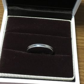 【JEWELRY  KAMATA(ジュエリーかまた)の口コミ】 シンプルかつ、彼女のリングとペアになるようにオーダーしました。他のデ…