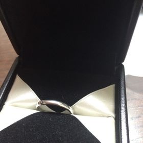 【エクセルコダイヤモンド(EXELCO DIAMOND)の口コミ】 シンプルで、あきがこず、一生身につけていられる指輪を探していました。…