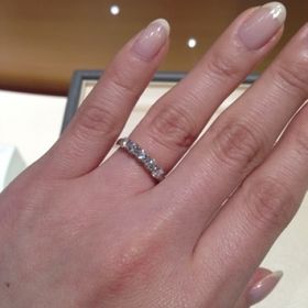 【MIKIMOTO(ミキモト)の口コミ】 数日に渡り、様々なブランドで多様なタイプの指輪を試着検討していたので…