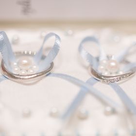 【4℃ BRIDAL(ヨンドシーブライダル)の口コミ】 雑誌で見て、すぐにこれがいいと直感で選び購入しました。
カーブも緩やか…