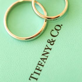 【ティファニー(Tiffany & Co.)の口コミ】 ティファニーの結婚指輪をつけるのが憧れだったから。デザインを別のもの…
