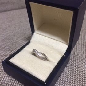 【ヴァンドーム青山(VENDOME AOYAMA)の口コミ】 指にはめてみて、いろんな意味で一番フィットしていたからです。あまり派…