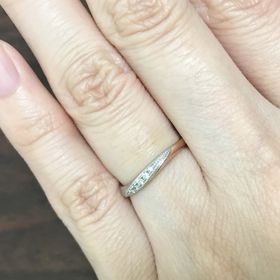 【LEGAN(レガン)の口コミ】 派手すぎずシンプルで、でも少しだけ人とは違うデザインのものを探してい…