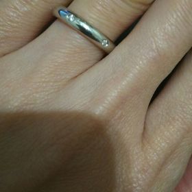 【NINA RICCI(ニナリッチ)の口コミ】 自分の指がピアノ指で、指の付け根よりも関節が太いため、どの指輪もはめ…