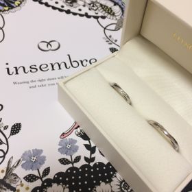 【insembre(インセンブレ)の口コミ】 最初は何も飾りのないシンプルなリングを、と思っていました。しかし実際…