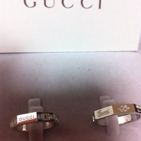 【グッチ(GUCCI)の口コミ】 私も旦那もGUCCIのブランドが好きだった為、結婚指輪はGUCCIにしようと決…